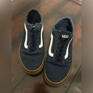 Men’s Size 8 Blue & White Vans